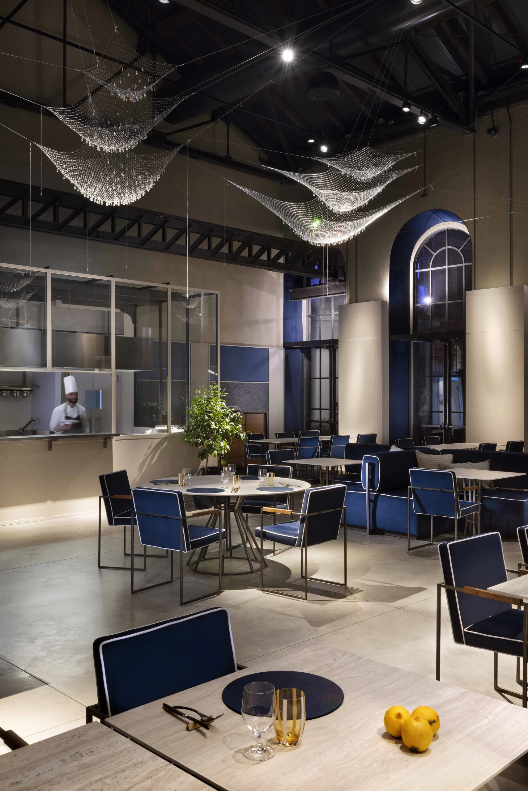 ristorante-illuminato-2